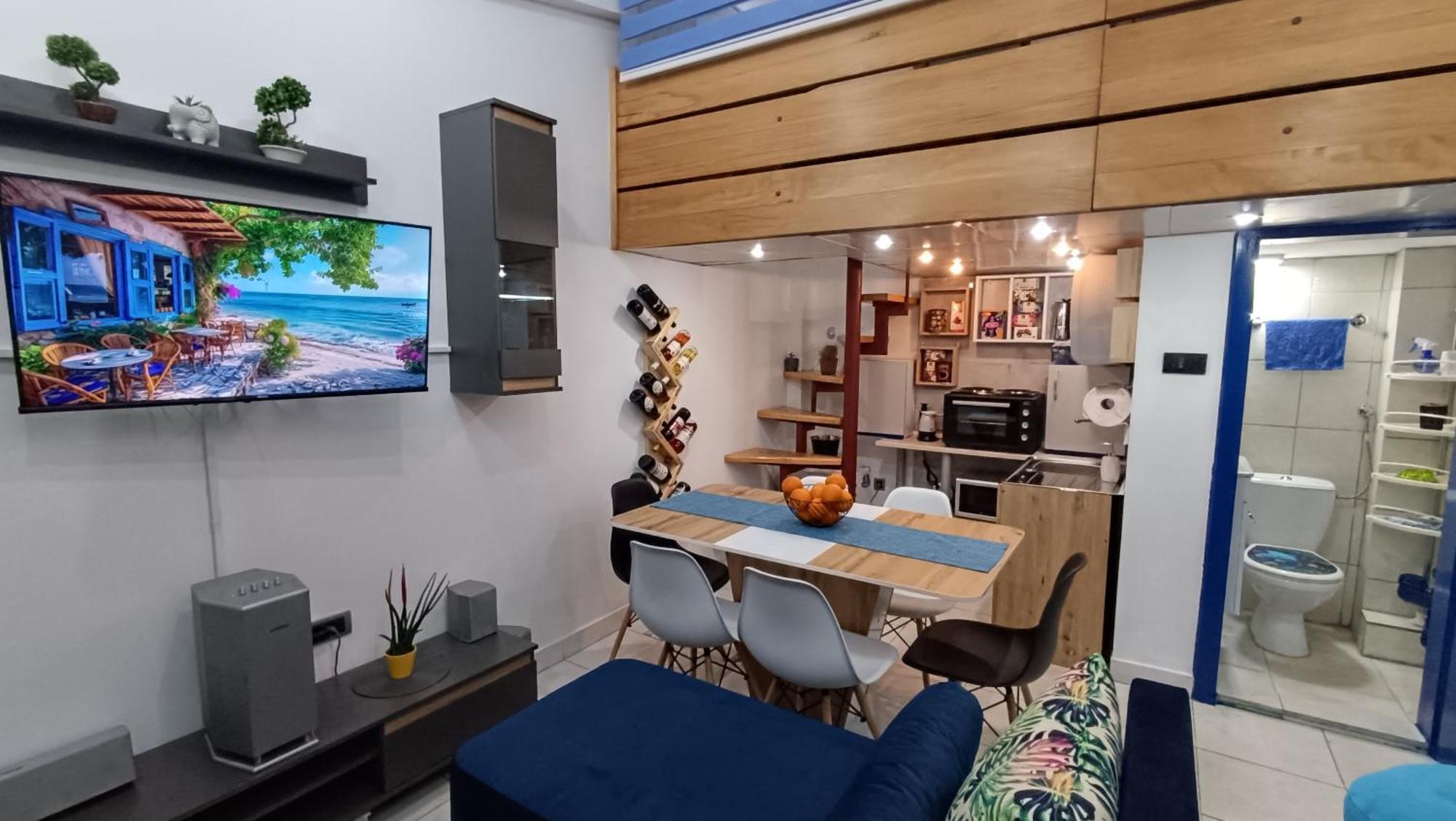 Nitro Inn - Premium Apartments - Wine Tasting - Souvenir - Art Gallery - Private Guided Tours - Relaxing - Romantic 스코페 외부 사진