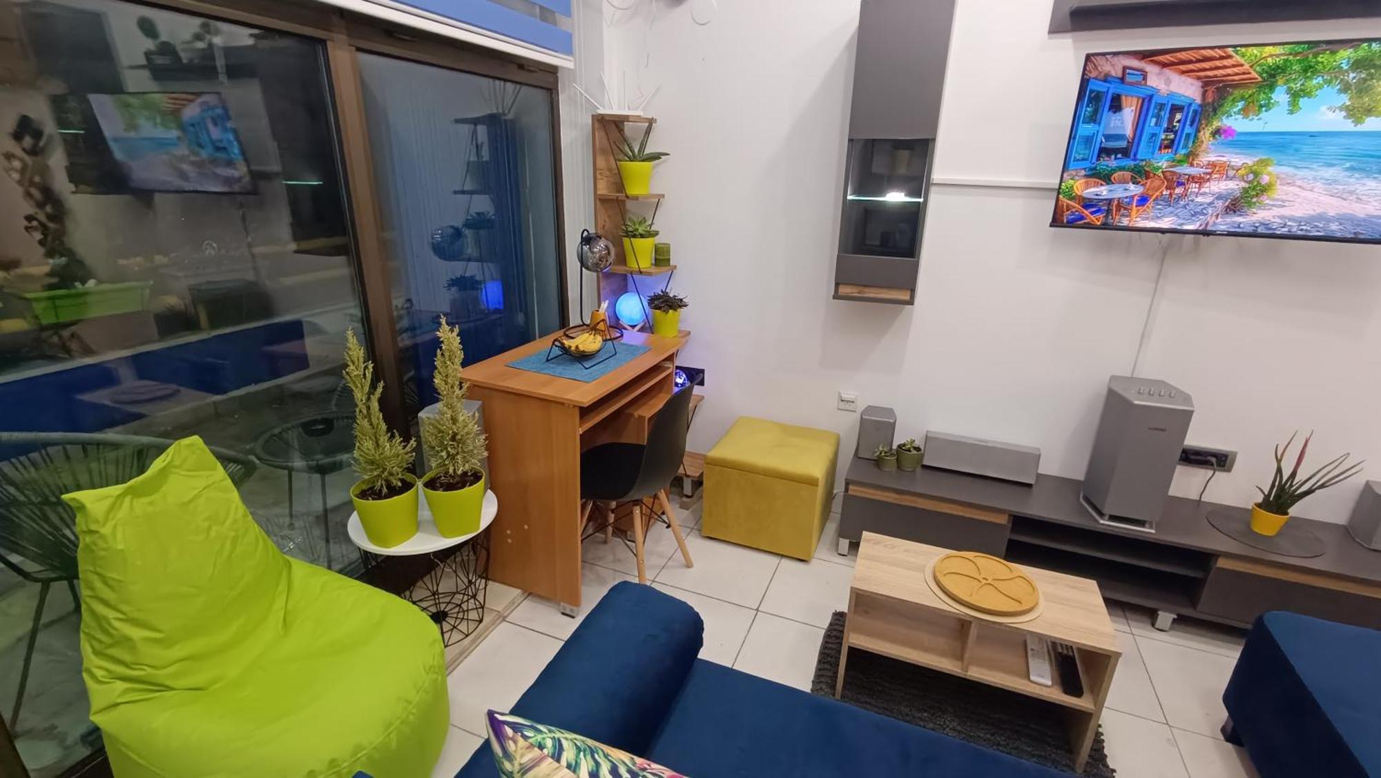 Nitro Inn - Premium Apartments - Wine Tasting - Souvenir - Art Gallery - Private Guided Tours - Relaxing - Romantic 스코페 외부 사진