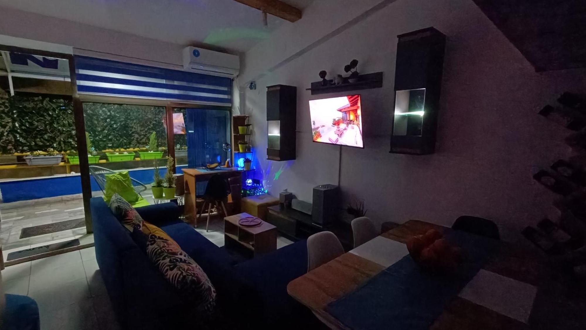 Nitro Inn - Premium Apartments - Wine Tasting - Souvenir - Art Gallery - Private Guided Tours - Relaxing - Romantic 스코페 외부 사진