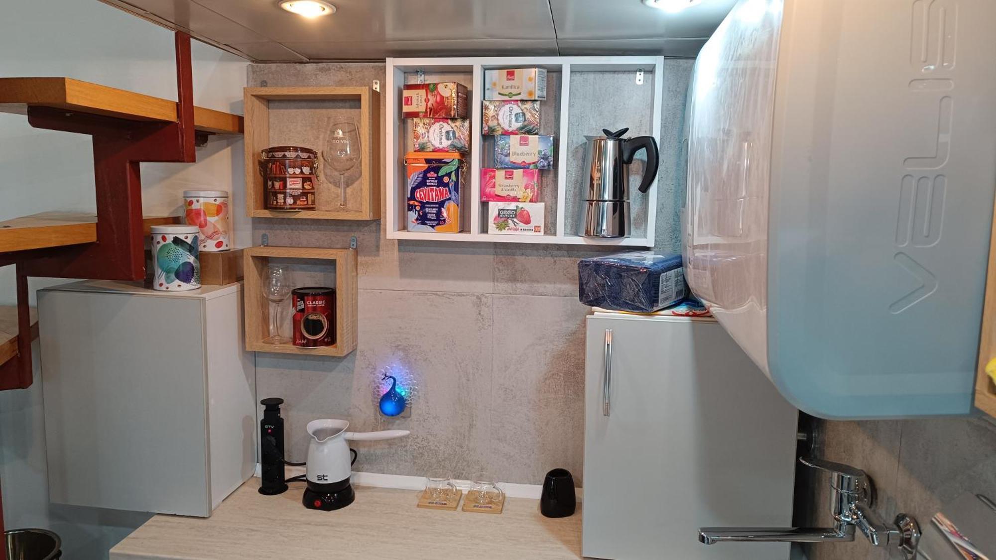 Nitro Inn - Premium Apartments - Wine Tasting - Souvenir - Art Gallery - Private Guided Tours - Relaxing - Romantic 스코페 외부 사진